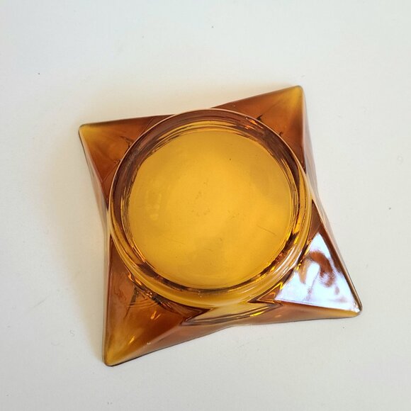 Vintage mid century yellow amber glass ashtray. - Picture 3 of 4